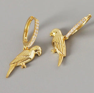 Gold-plated elegant parrot drop pierced earrings with Zircon stones